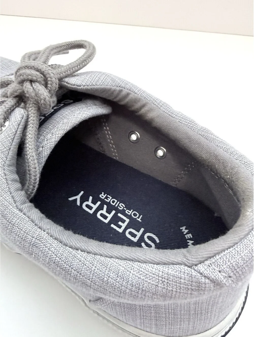 Sperry Top-Sider Men’s 9 Gray Canvas Lace Up Sneakers Memory Foam Casual